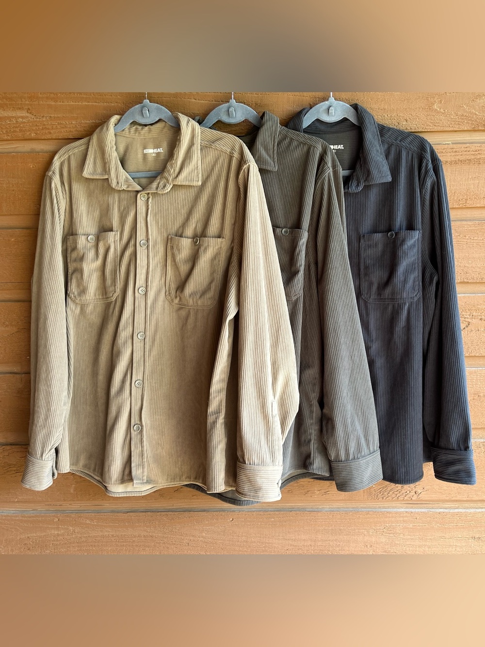 32 Degrees men’s soft corduroy but ton up shirts size XL.